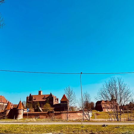 B&B Vis A Vis Zamku มัลบอร์ก ภายนอก รูปภาพ