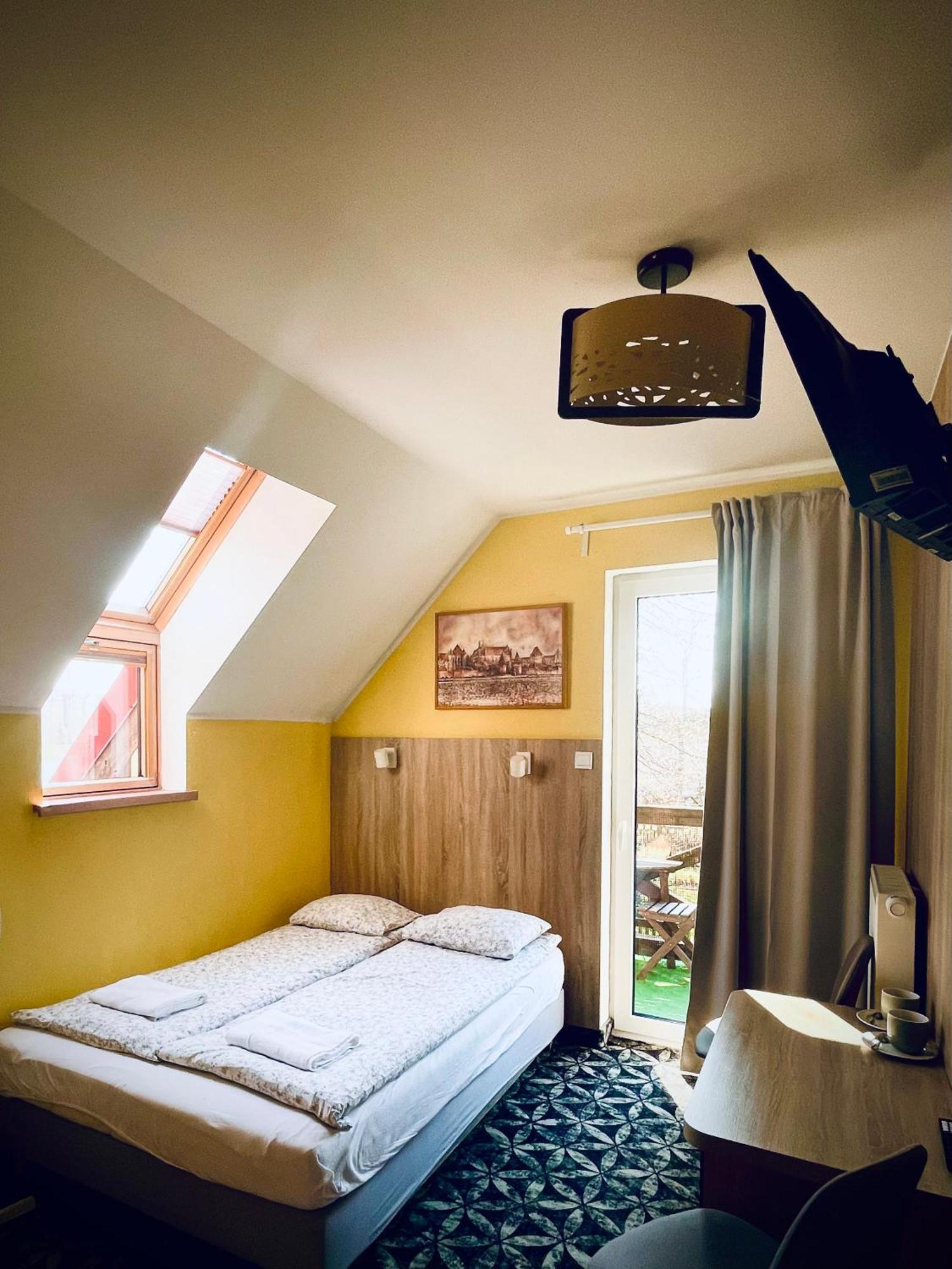 B&B Vis A Vis Zamku มัลบอร์ก ภายนอก รูปภาพ