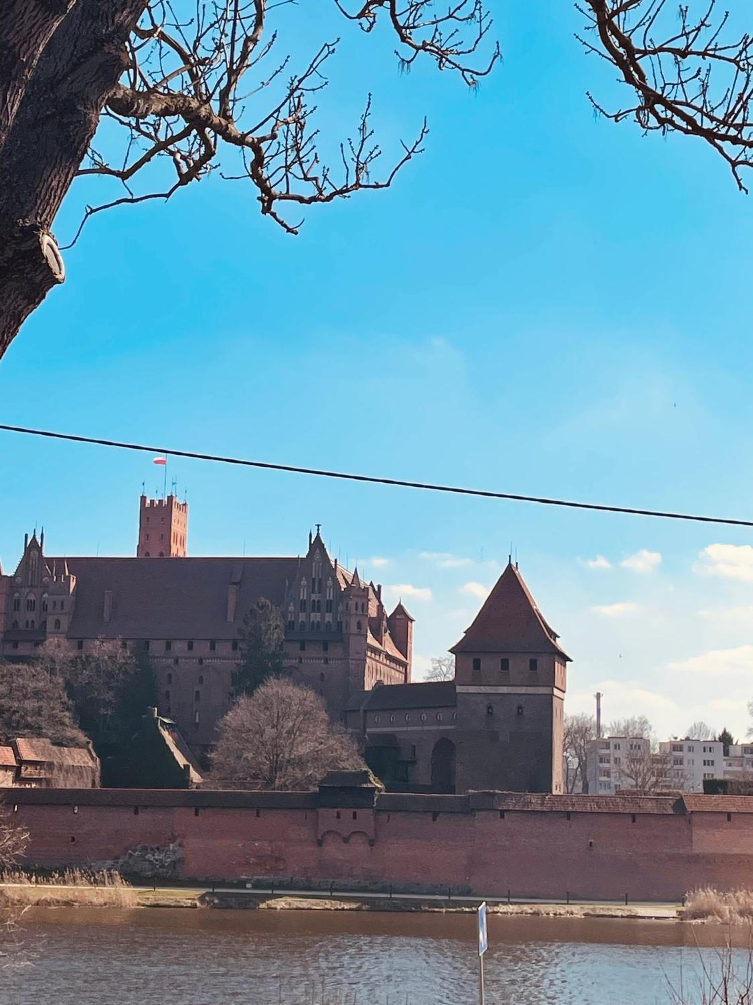 B&B Vis A Vis Zamku มัลบอร์ก ภายนอก รูปภาพ